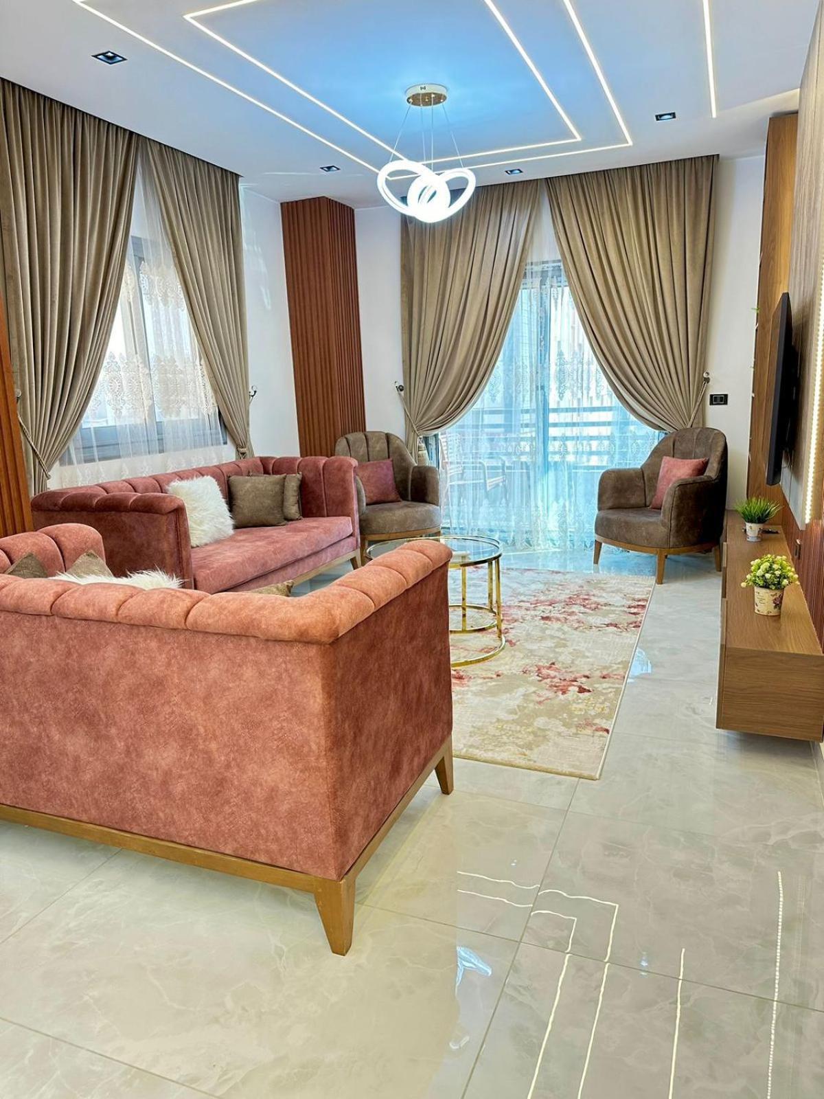 Apartment فاخره الجديدة Cairo